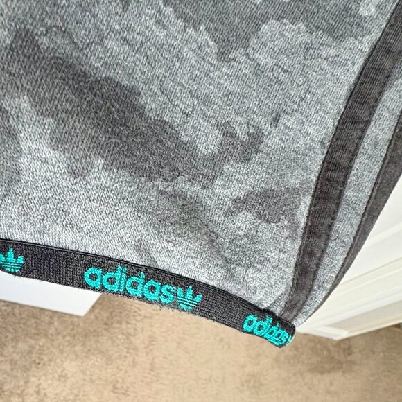 Adidas Originals Men's Camo Tracksuit Jogger Pants and Hoodie Jacket - Picture 10 of 14